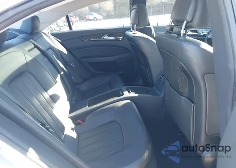 2015 Mercedes-Benz Cls 400 4Matic z USA, uszkodzony, nr VIN WDDLJ6HB6FA153591